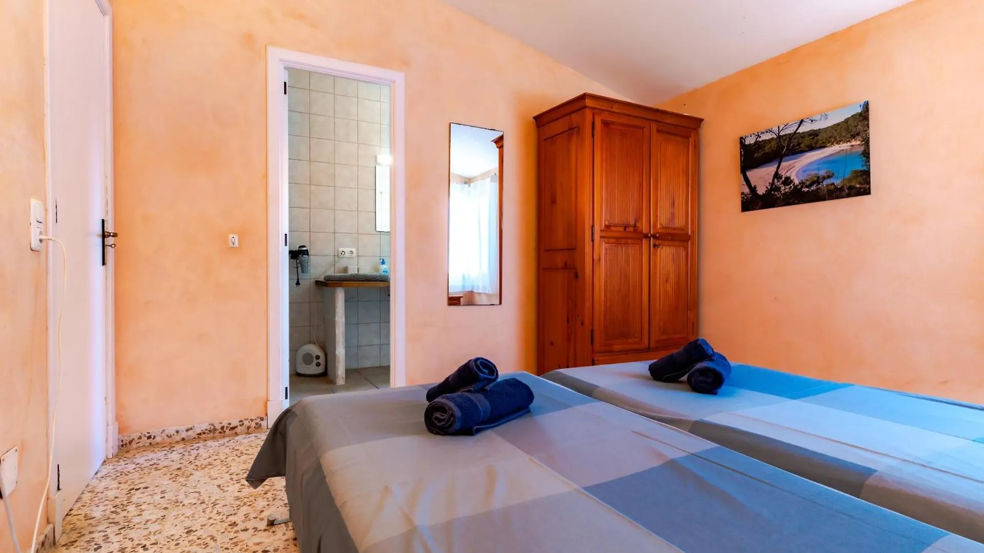 Finca Ses Rotes Cala Llombards 0*,  Spain